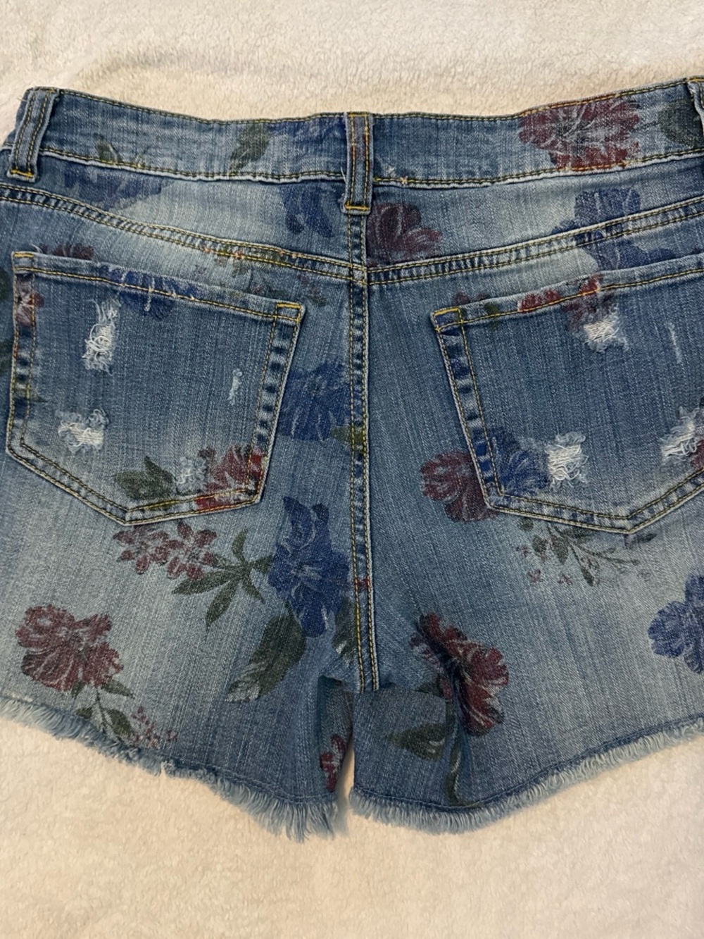 Time and Tru Blue Denim Floral Distressed Cutoff Shorts - Picture 4 of 4